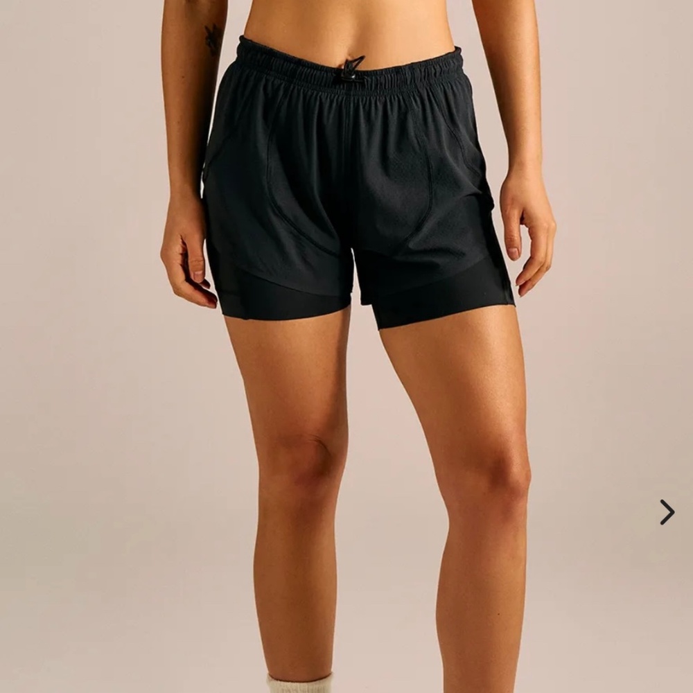 Outdoor Voices Jog 6” Short